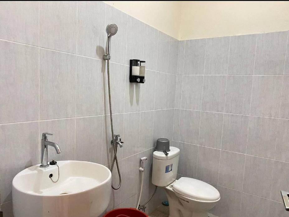 Amadeo Guest House Ratodena المظهر الخارجي الصورة